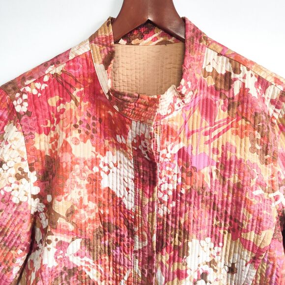 Sigrid Olsen Jacket Large 100% Silk Quilted Snap Buttons Collarless Red Pink Art - Picture 3 of 14